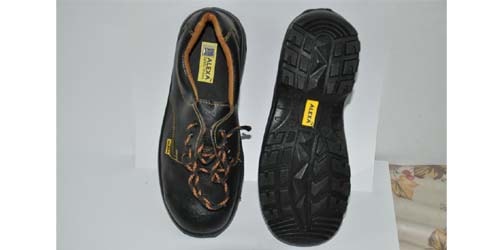 shoes front view